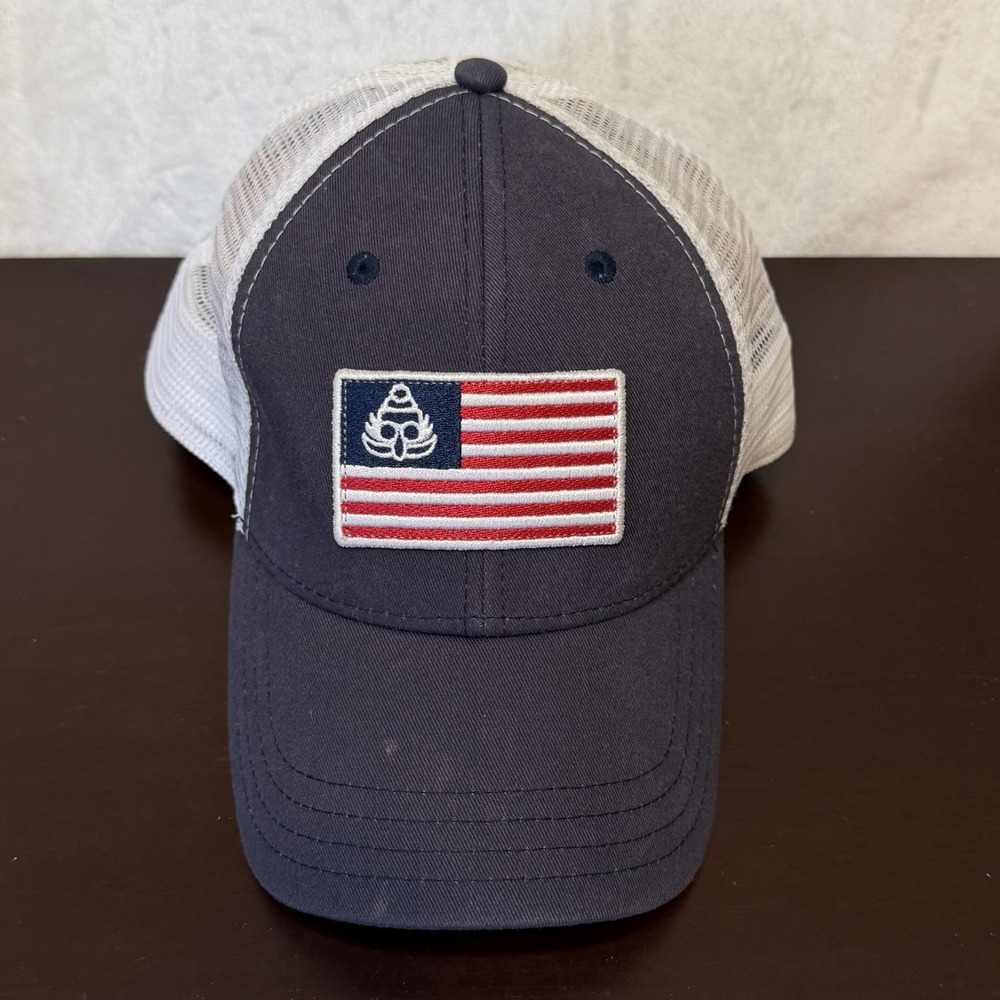 Doc Ponds Stowe Vermont Trucker Hat American Flag Patch Snapback